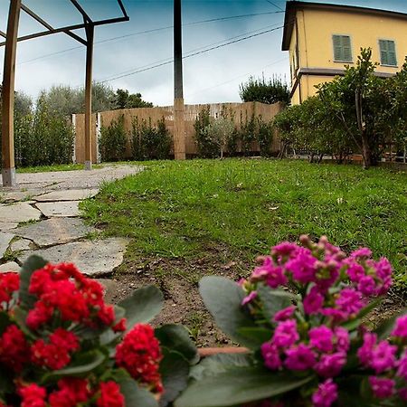 Apartamento Casalou' Sarzana Exterior foto
